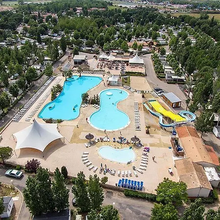 Parque de Campismo Mobil-home - Les Terrasses Vias