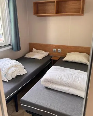 Mobil-home - Les Terrasses مكان تخييم فيا