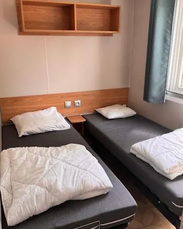 مكان تخييم Mobil-home - Les Terrasses فيا